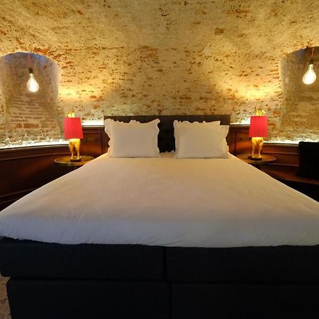 Bed and Breakfast Secret Jacuzzi Mons - Parking Prive Gratuit Экстерьер фото